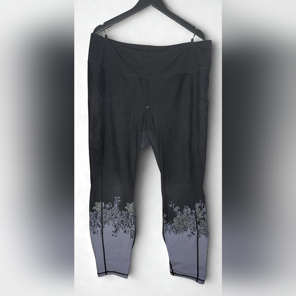 Torrid Active Floral Ombre Leggings Black Lavender Size 3